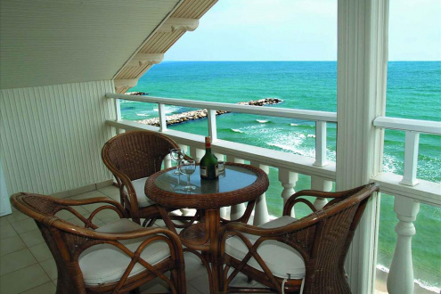 AVRA HOTEL - Изображение 1